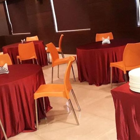 Hotel-S-Park Khammam Kültér fotó