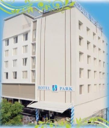 Hotel-S-Park Khammam Kültér fotó