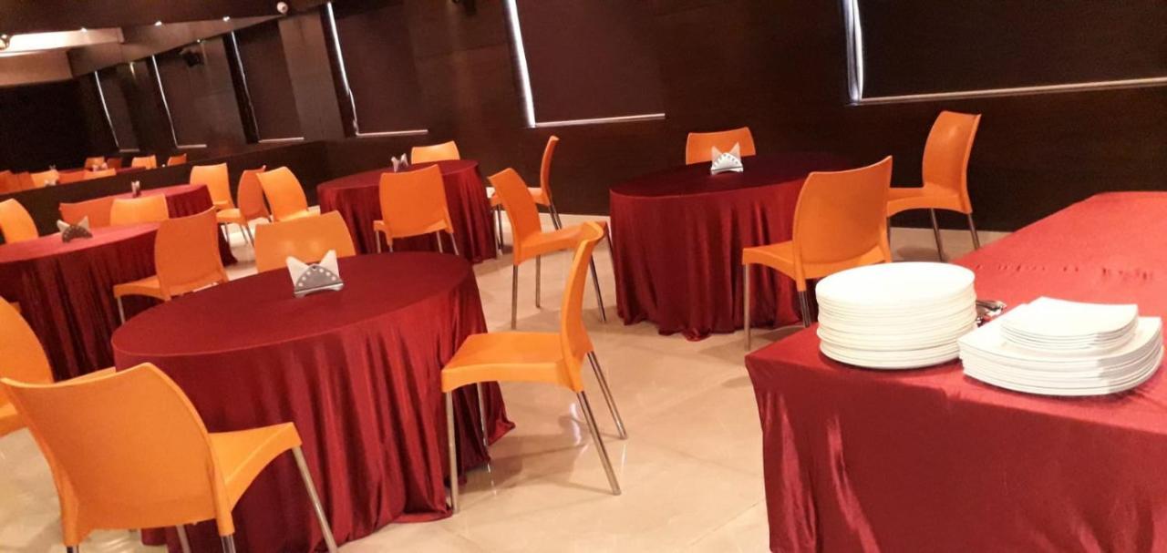 Hotel-S-Park Khammam Kültér fotó